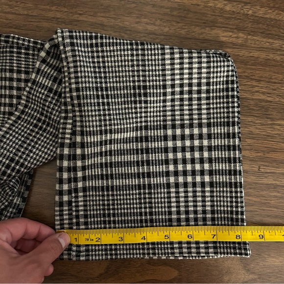 American Eagle Outfitters Monochrome Checkered Pants 8 long - Picture 11 of 11